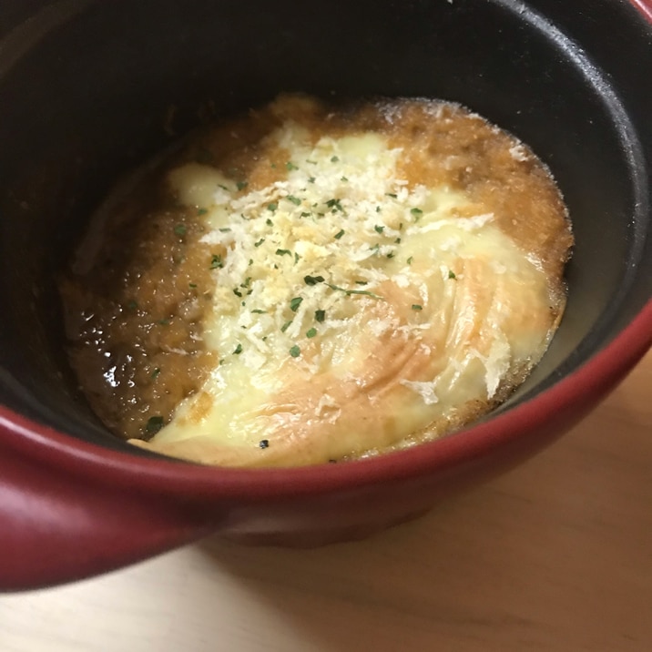 パン粉でオニオングラタンスープ！